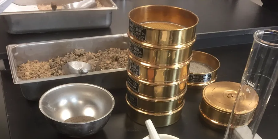 Grain Size Analysis (Sieve + Hydrometer) in Drogheda